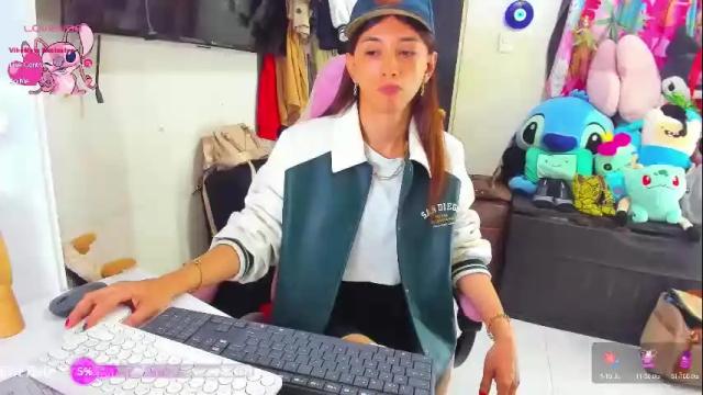 Image 6 of laurencesophiets Stream on Chaturbate on 7 days ago