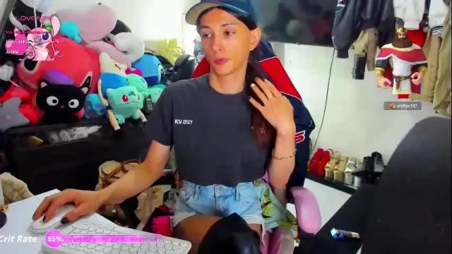 Image 4 of laurencesophiets Stream on Chaturbate on 2 months ago
