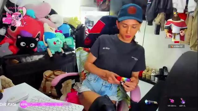 Image 8 of laurencesophiets Stream on Chaturbate on 2 months ago