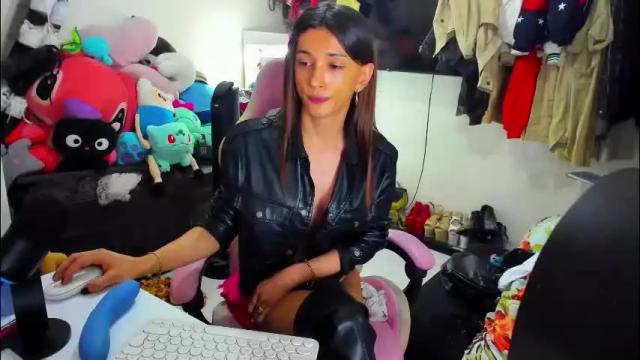 Thumbnail 3, laurencesophiets's Stream at Chaturbate, 2 months ago