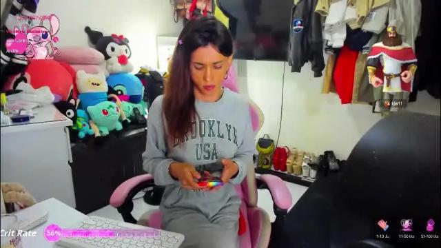 Image 4 of laurencesophiets Stream on Chaturbate on 1 month ago