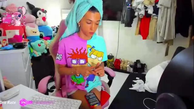Image 12 of laurencesophiets Stream on Chaturbate on 1 month ago