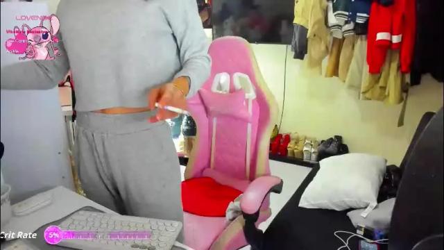 Image 7 of laurencesophiets Stream on Chaturbate on 1 month ago