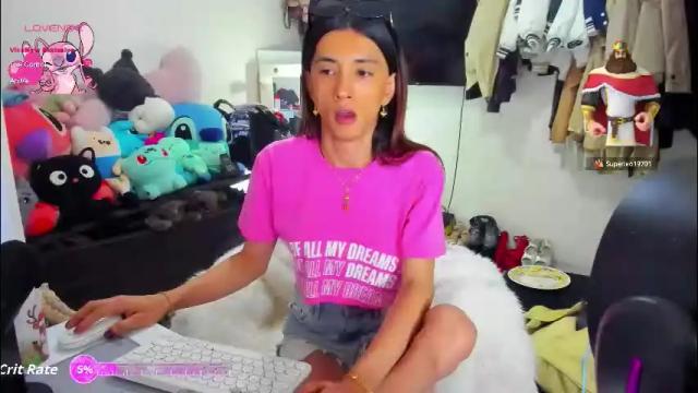 Image 10 of laurencesophiets Stream on Chaturbate on 1 month ago