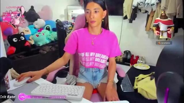 Image 3 of laurencesophiets Stream on Chaturbate on 1 month ago
