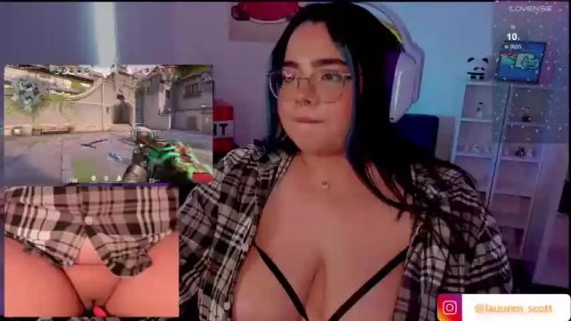 Image 2 of laurenn_scott Stream on Chaturbate on 13 months ago