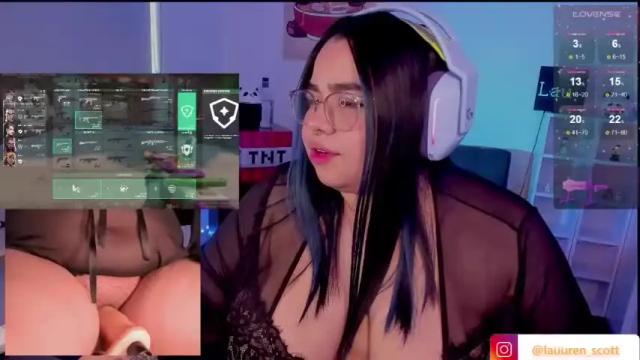 Image 12 of laurenn_scott Stream on Chaturbate on 12 months ago