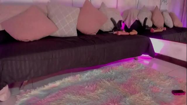 Image 4 of laurenpeace23 Stream on Chaturbate on 5 days ago