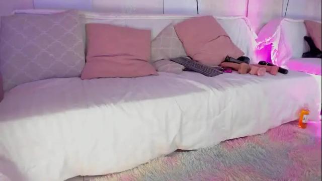 Image 3 of laurenpeace23 Stream on Chaturbate on 2 days ago