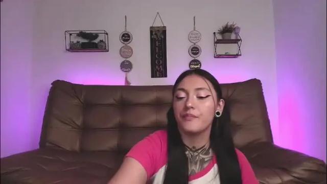 Image 2 of laurensex4 Stream on Chaturbate on 1 month ago