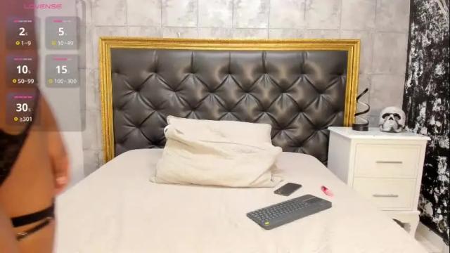Image 6 of laurensnow1_ Stream on Chaturbate on 1 day ago