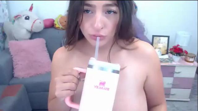 Image 6 of laurensweety_ Stream on Chaturbate on 24 days ago
