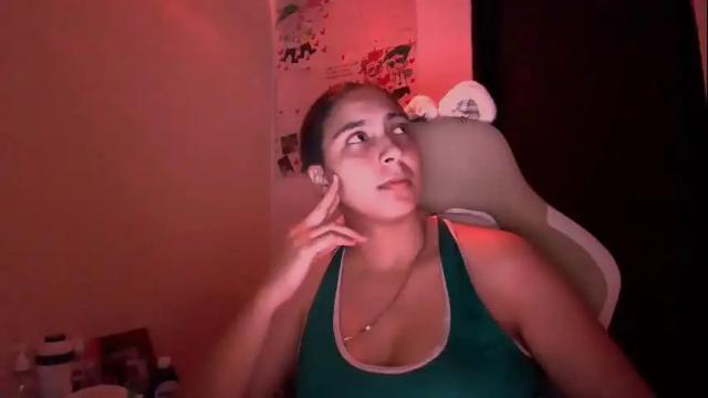 Image 3 of laurent0502 Stream on Chaturbate on 27 days ago