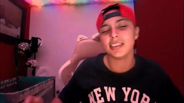 Thumbnail 1, laurent0502's Stream at Chaturbate, 4 months ago