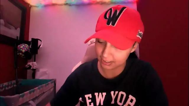 Image 3 of laurent0502 Stream on Chaturbate on 4 months ago