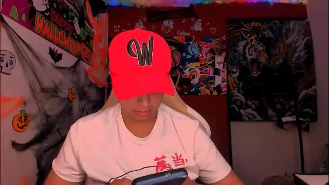 Image 4 of laurent0502 Stream on Chaturbate on 2 months ago