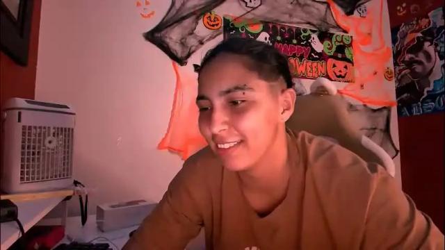 Thumbnail 2, laurent0502's Stream at Chaturbate, 2 months ago