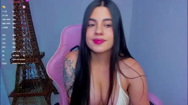 Image 3 of laurenth_foxy Stream on Chaturbate on 2 months ago