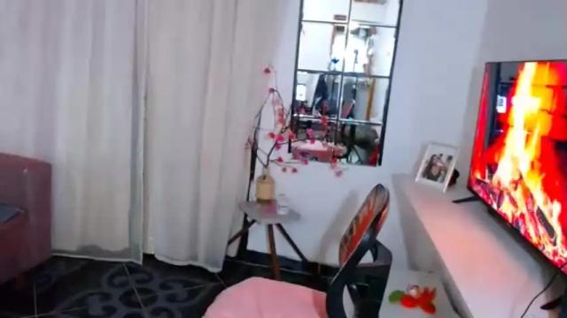 Image 10 of laurenvera_ Stream on Chaturbate on 18 months ago