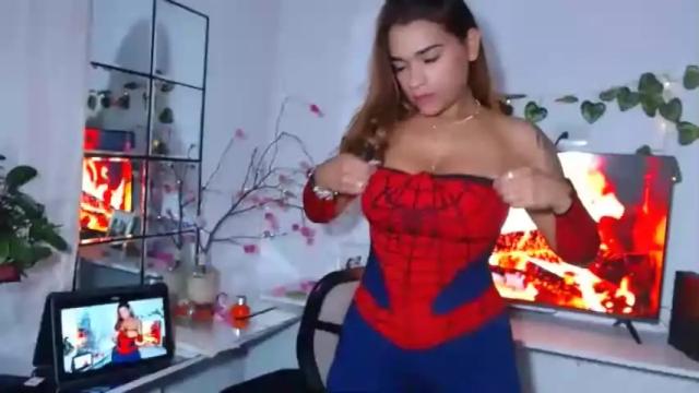 Image 8 of laurenvera_ Stream on Chaturbate on 17 months ago