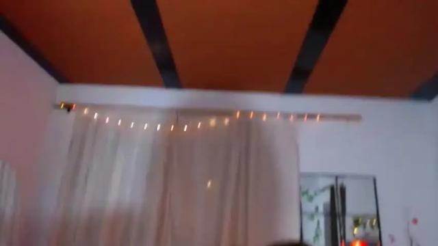 Image 4 of laurenvera_ Stream on Chaturbate on 17 months ago