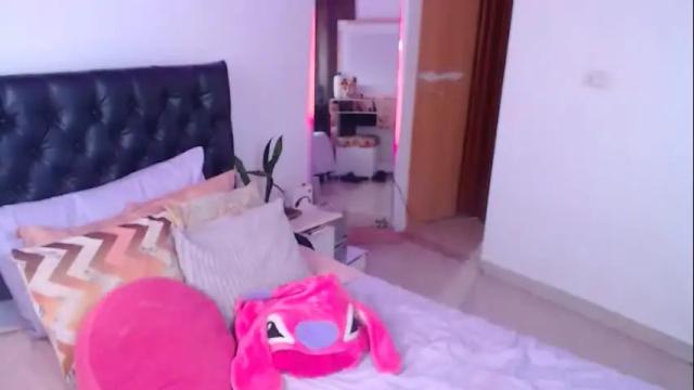 Image 6 of laurenvera_ Stream on Chaturbate on 2 months ago