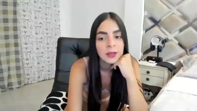 Image 8 of laurenx_98 Stream on Chaturbate on 18 months ago