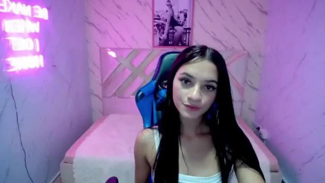 Image 2 of laurita_b Stream on Chaturbate on 14 months ago