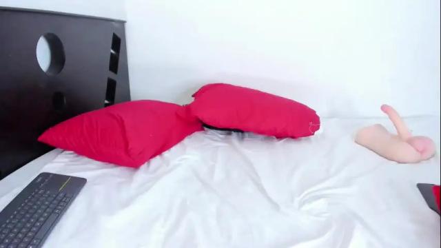 Image 12 of lauryjonson_ Stream on Chaturbate on 4 months ago