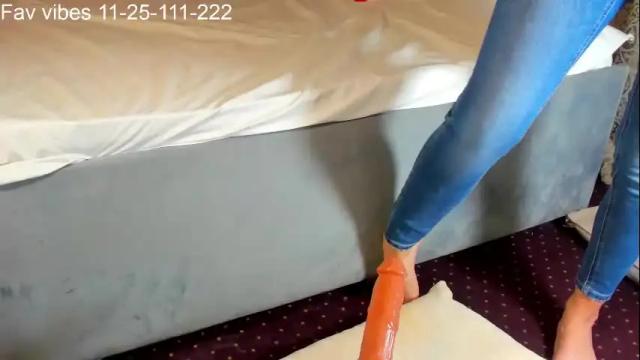 Image 3 of lauryncopper Stream on Chaturbate on 16 days ago