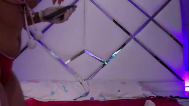 Image 11 of laurynjeffers Stream on Chaturbate on 27 days ago