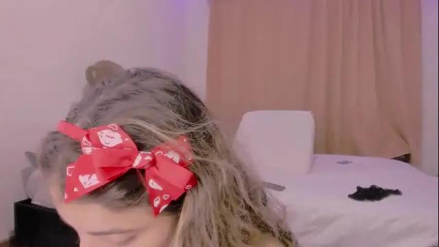 Image 12 of lauu_g Stream on Chaturbate on 2 months ago