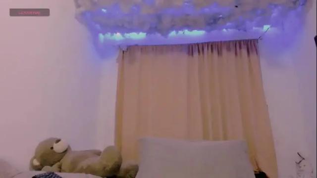 Image 3 of lauu_g Stream on Chaturbate on 1 month ago