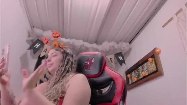 Image 2 of lauu_g Stream on Chaturbate on 2 months ago