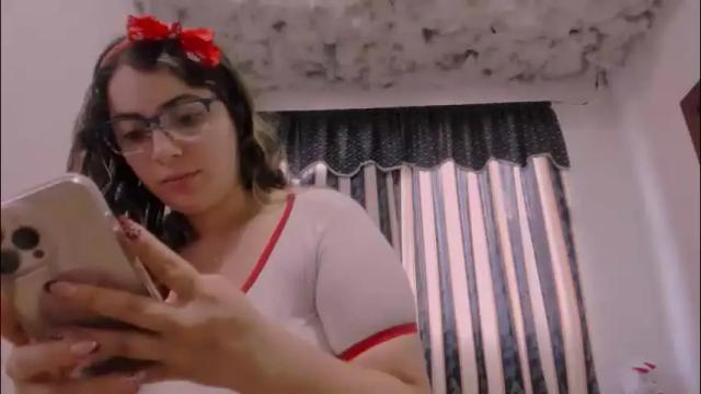 Image 10 of lauu_g Stream on Chaturbate on 1 month ago