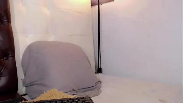 Image 3 of lavander_fieldss Stream on Chaturbate on 6 days ago