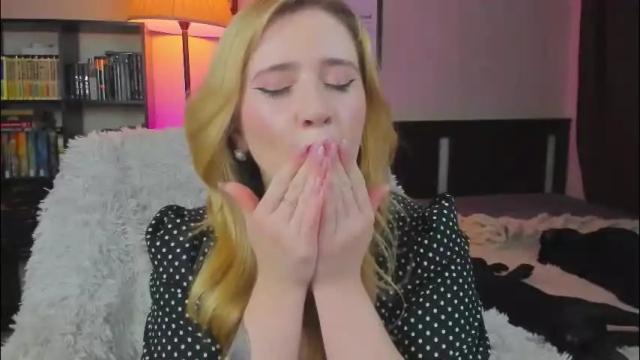 Image 12 of lavender_tender Stream on Chaturbate on 3 months ago