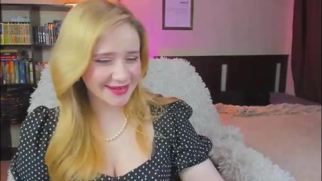 Image 4 of lavender_tender Stream on Chaturbate on 3 months ago