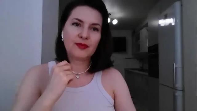 Image 2 of lavender_victoria Stream on Chaturbate on 4 months ago