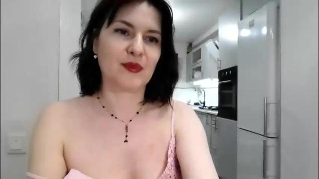 Image 3 of lavender_victoria Stream on Chaturbate on 1 month ago