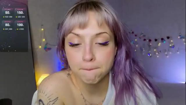 Image 2 of lavenderlav Stream on Chaturbate on 18 days ago