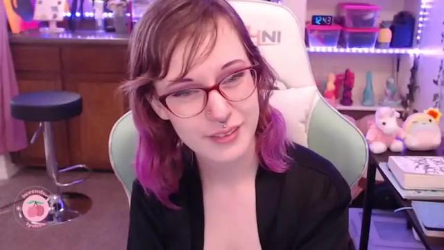 Thumbnail 3, lavenderxlychee's Stream at Chaturbate, 17 months ago