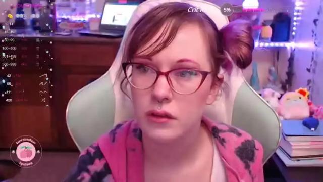 Image 12 of lavenderxlychee Stream on Chaturbate on 17 months ago