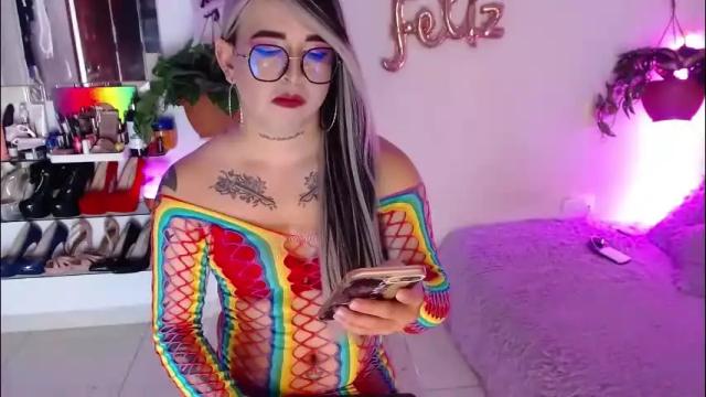 Image 4 of laveneno_ortiz07 Stream on Chaturbate on 1 month ago
