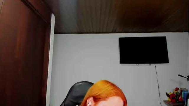 Image 7 of lay_lah Stream on Chaturbate on 1 month ago