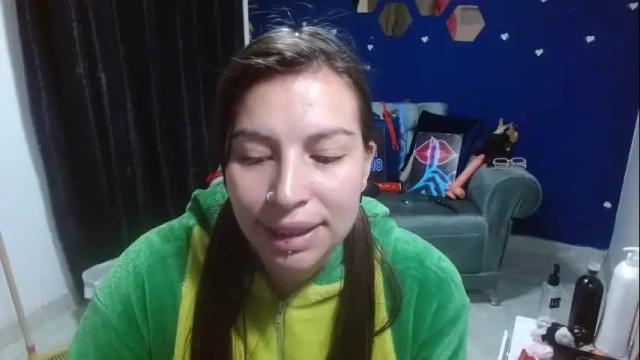 Image 3 of layanacuminpussy Stream on Chaturbate on 10 days ago