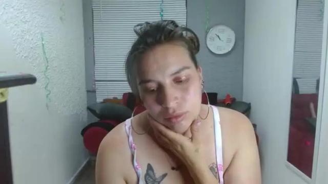 Image 4 of layanafuckbooty Stream on Chaturbate on 16 months ago