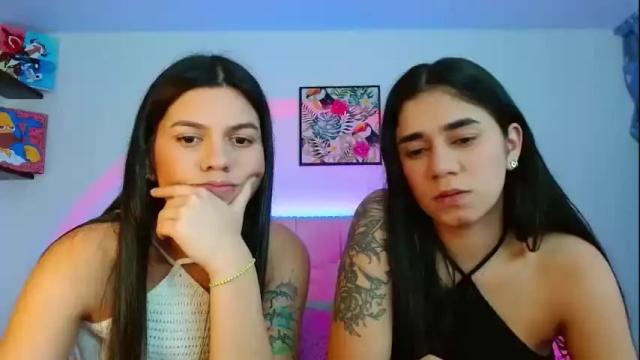 Image 2 of layla_roma Stream on Chaturbate on 1 month ago