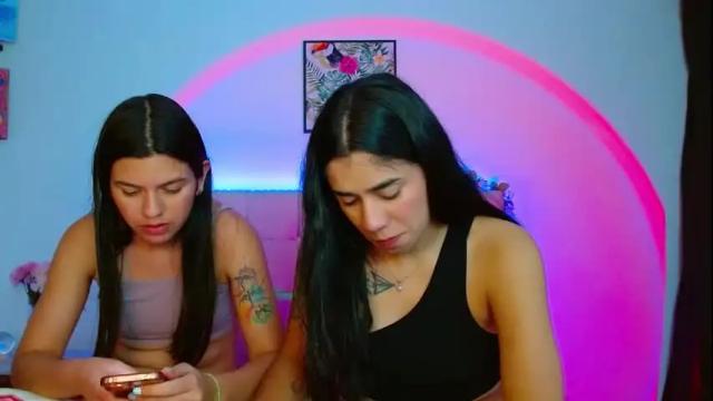 Image 7 of layla_roma Stream on Chaturbate on 1 month ago