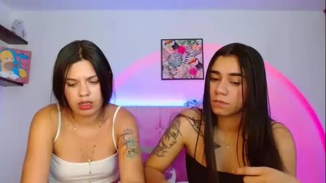 Image 2 of layla_roma Stream on Chaturbate on 2 months ago